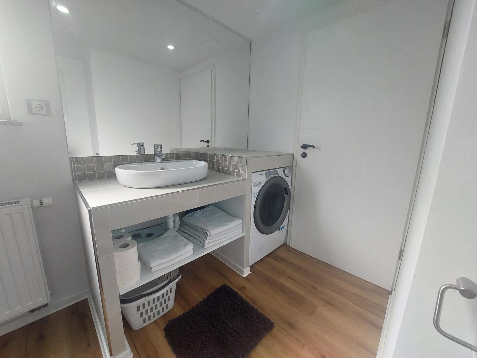 Spring And Summer Apartment Near Ljubljana With Free Secure Parking Domžale Exteriér fotografie