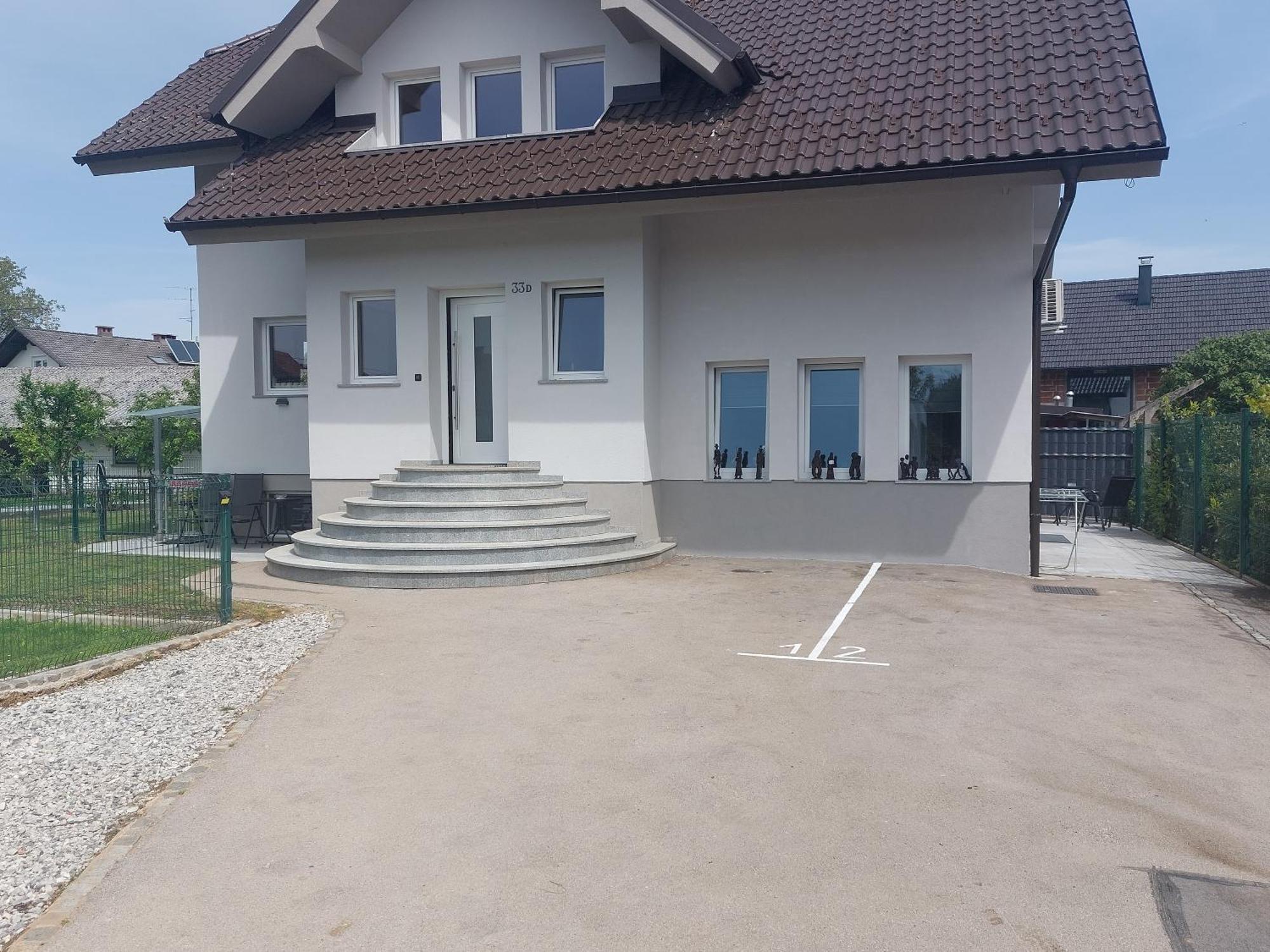 Spring And Summer Apartment Near Ljubljana With Free Secure Parking Domžale Exteriér fotografie